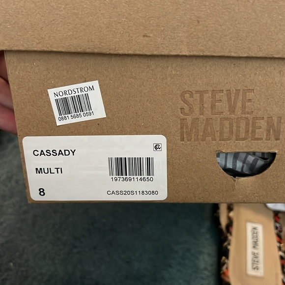Steve Madden Cassady Mutli flats - Picture 4 of 4